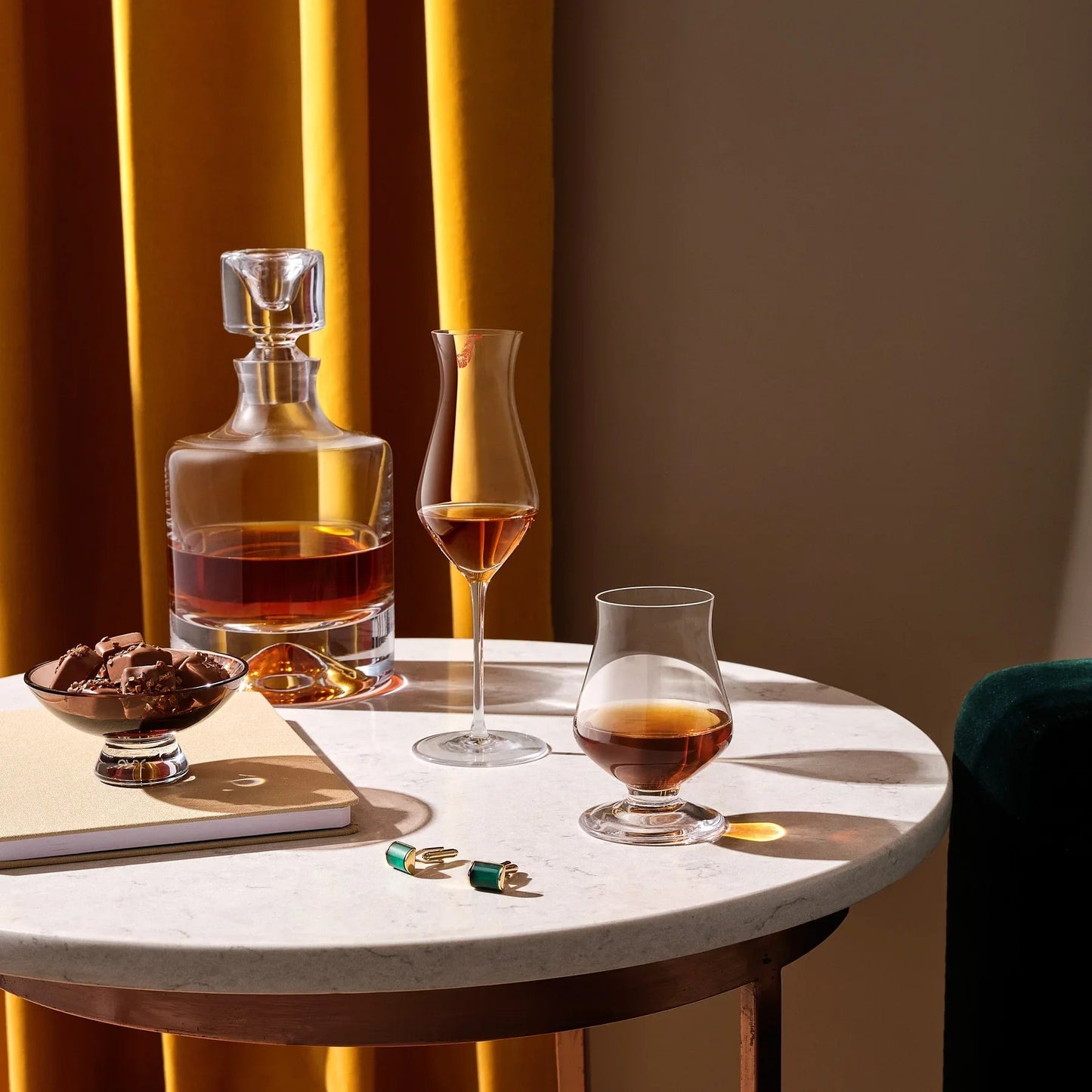 NUDE No.9 Lead-Free Crystal Whisky Decanter | Barsonist