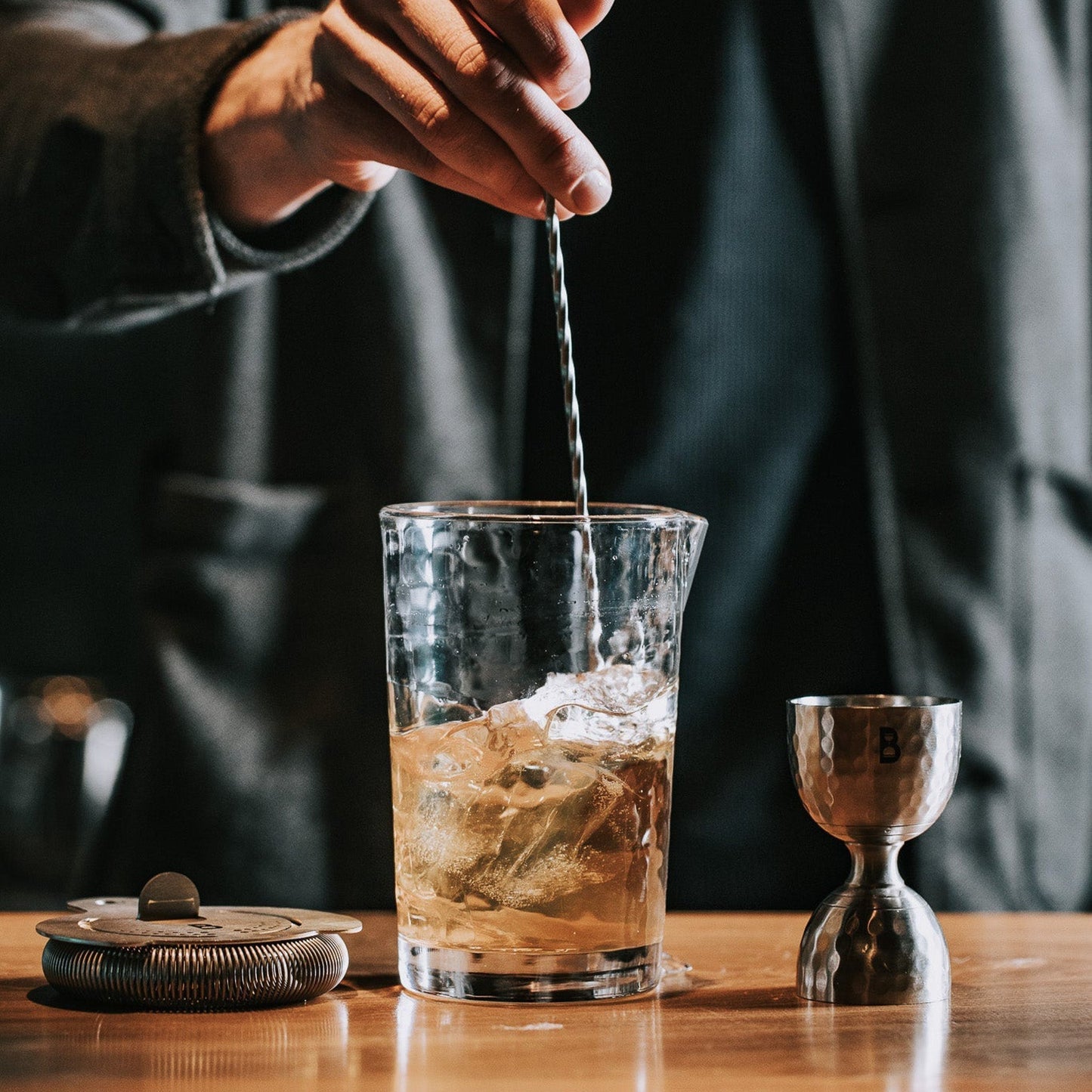 The Flagship Mixing Glass – 21oz Professional Stirring Vessel | Annealed Glass | Barsonist