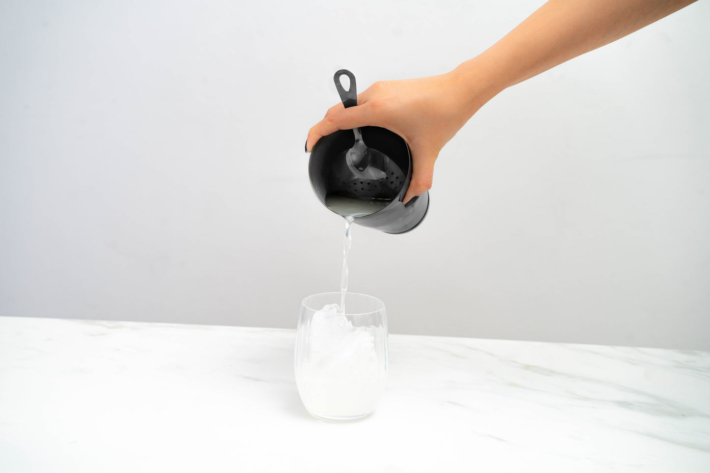 Professional Black Julep Strainer - Stainless Steel Cocktail Strainer for Stirred Drinks with Reinforced Weld Construction
