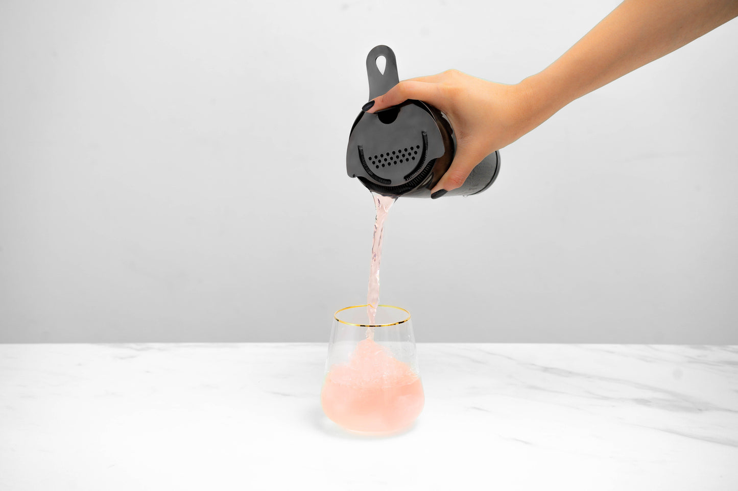 Professional Black Hawthorne Strainer - Ergonomic Cocktail Strainer with Fine-Coil Spring and Weld-Free Design