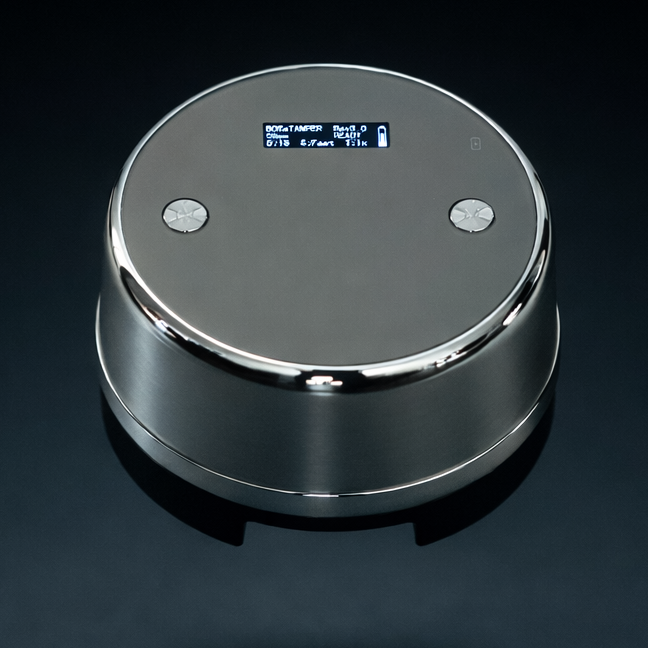 BOSeTamper 58.5mm Pro Espresso Tamper with Wireless Charger and Travel Case | Barsonist