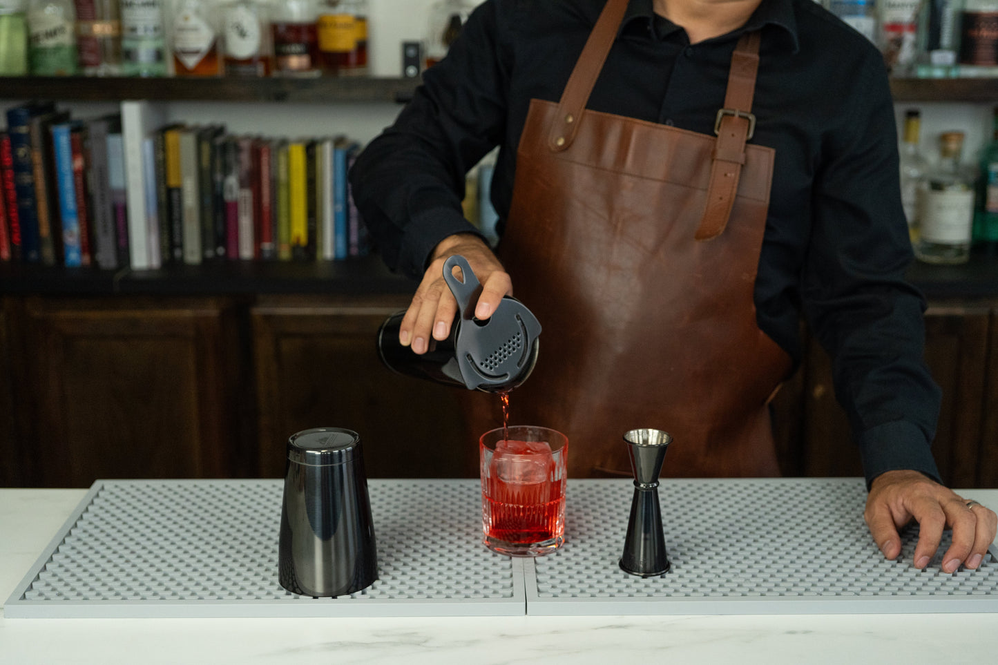 Professional Black Hawthorne Strainer - Ergonomic Cocktail Strainer with Fine-Coil Spring and Weld-Free Design