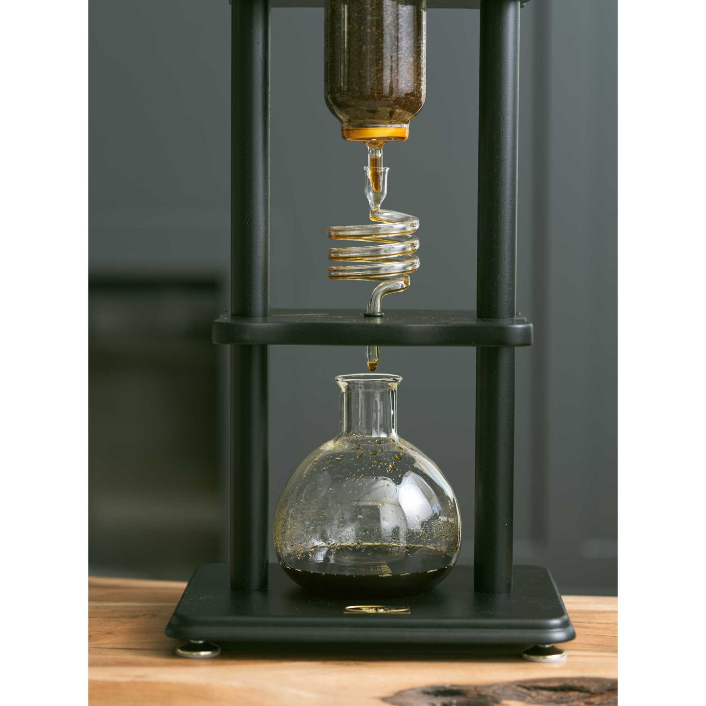 Yama Glass Cold Brew Tower – Black Frame, 32 oz | Barsonist