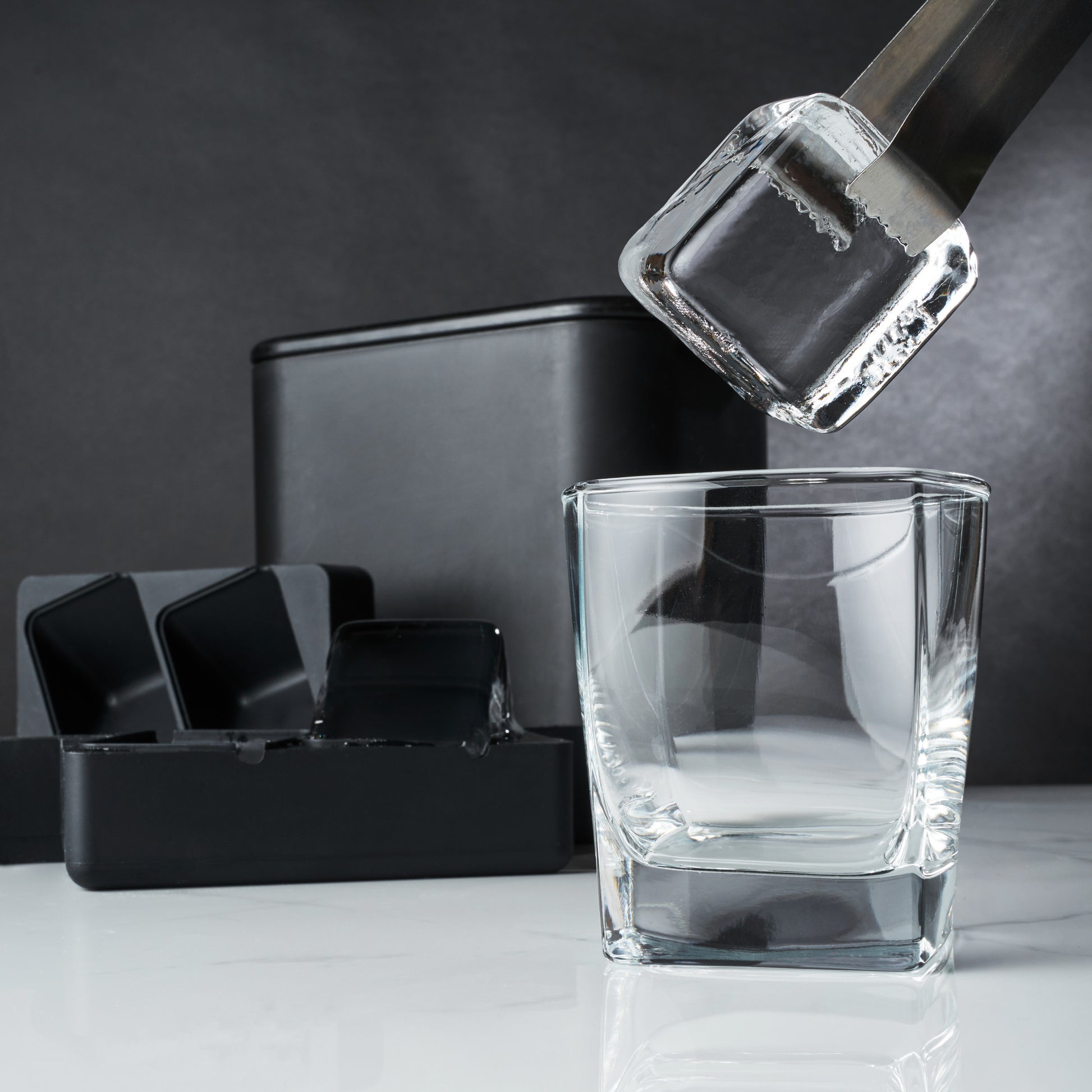 Glacier Clear Ice Maker Viski®